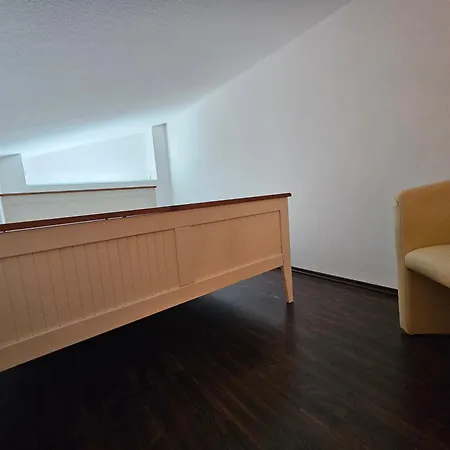 Waldhof Golf-fewo 科斯旺德特